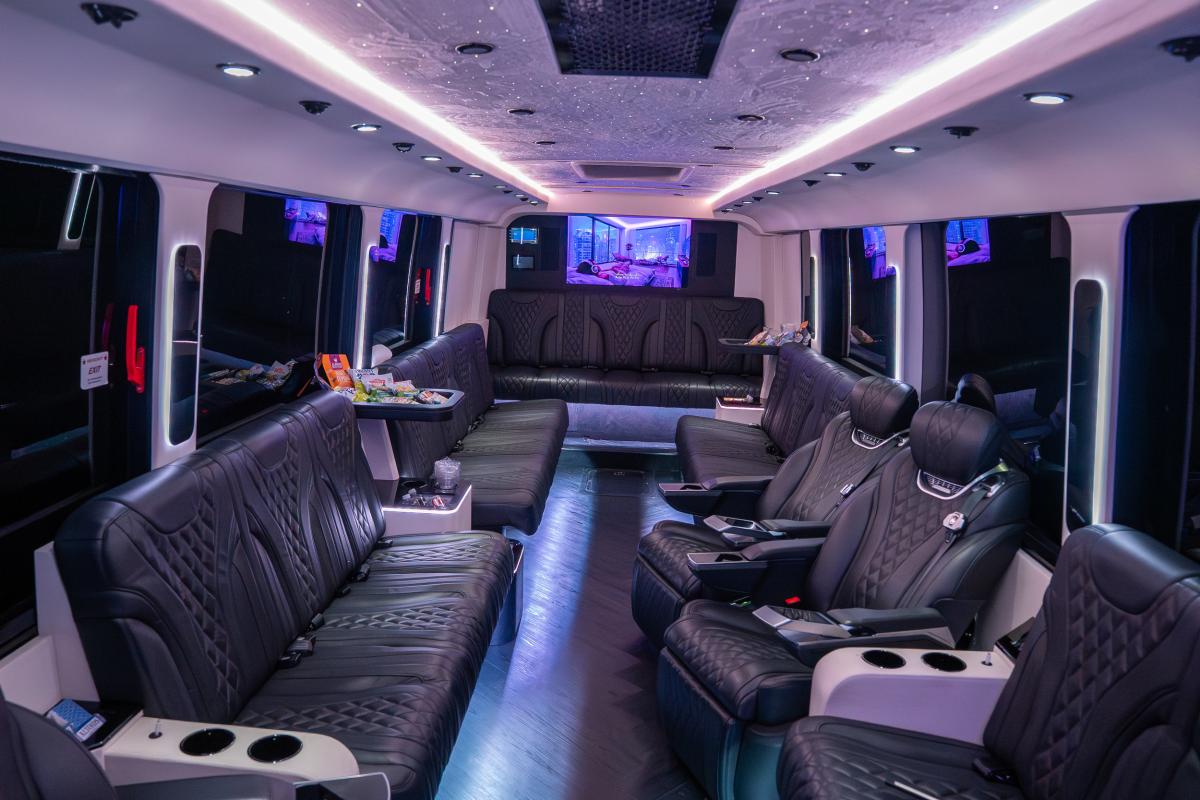 Entertainment 55 for Photoshoots in Los Angeles Thumbnail 2