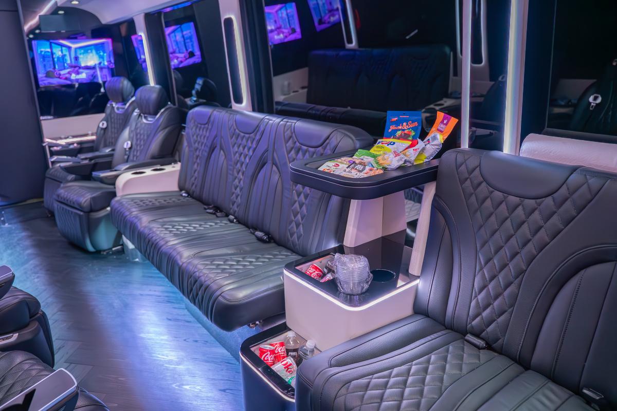 Entertainment 55 for Photoshoots in Los Angeles Thumbnail 5