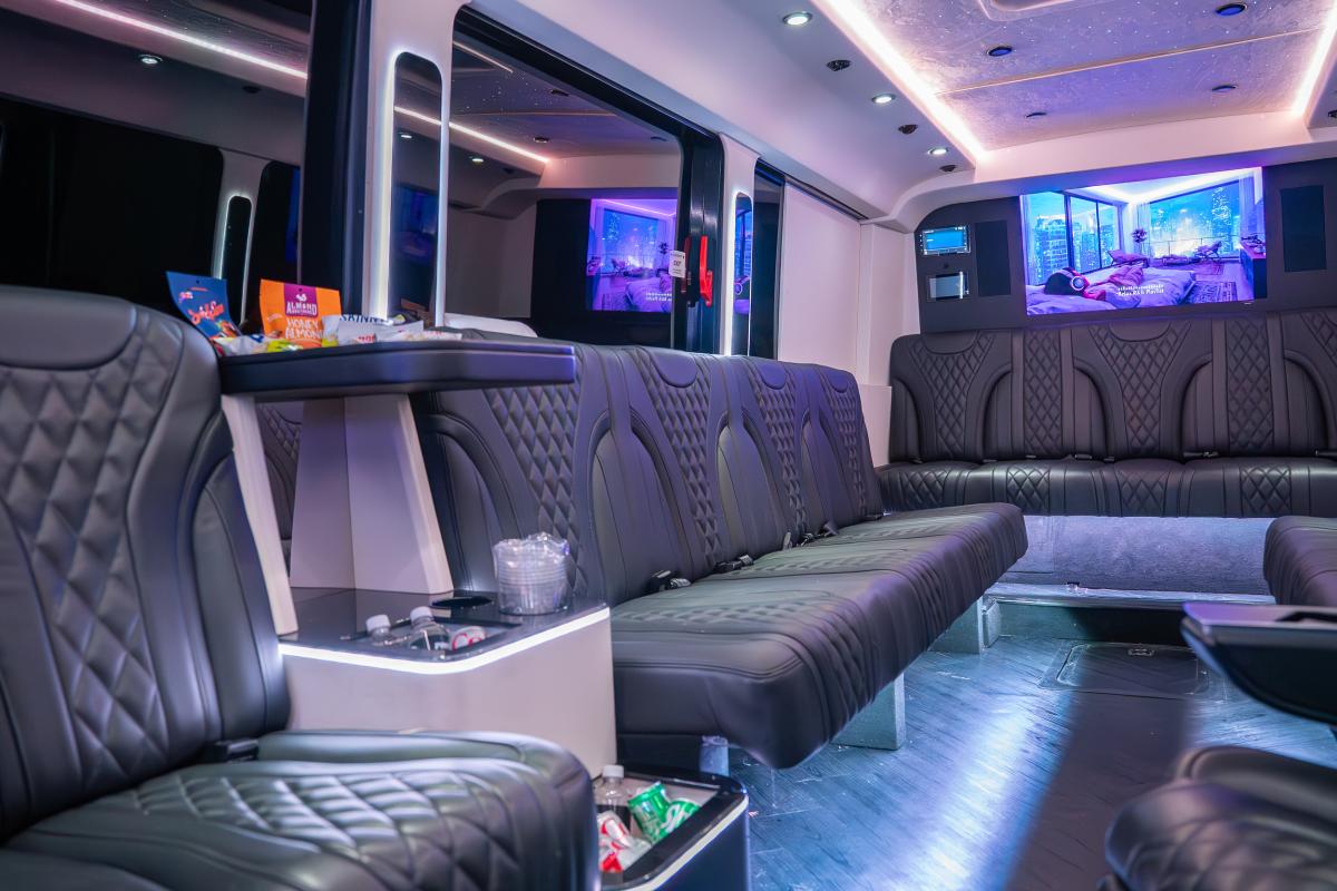 Entertainment 55 for Photoshoots in Los Angeles Thumbnail 6