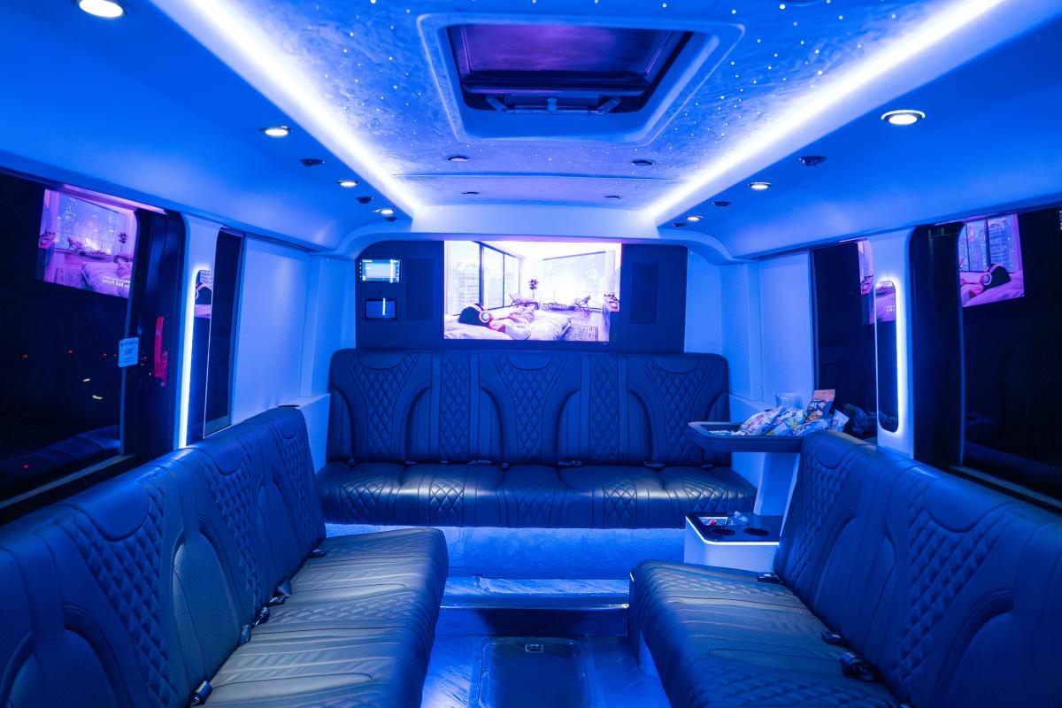 Entertainment 55 for Photoshoots in Los Angeles Thumbnail 15