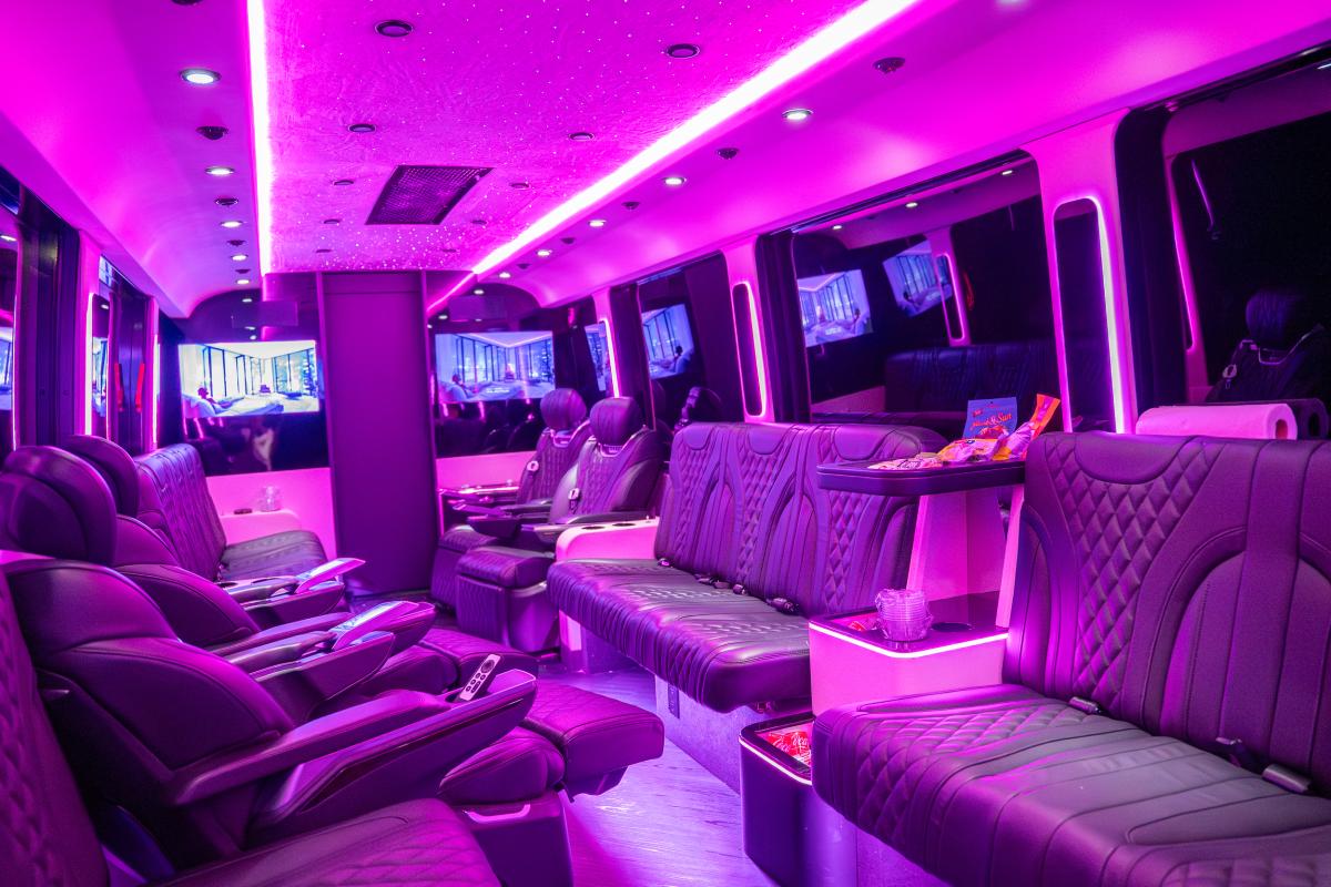 Entertainment 55 for Photoshoots in Los Angeles Thumbnail 11