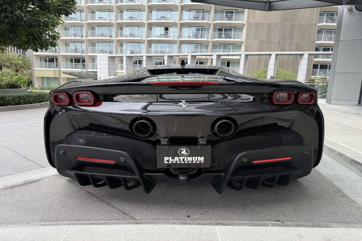 Ferrari SF90 Stradale Thumbnail 4