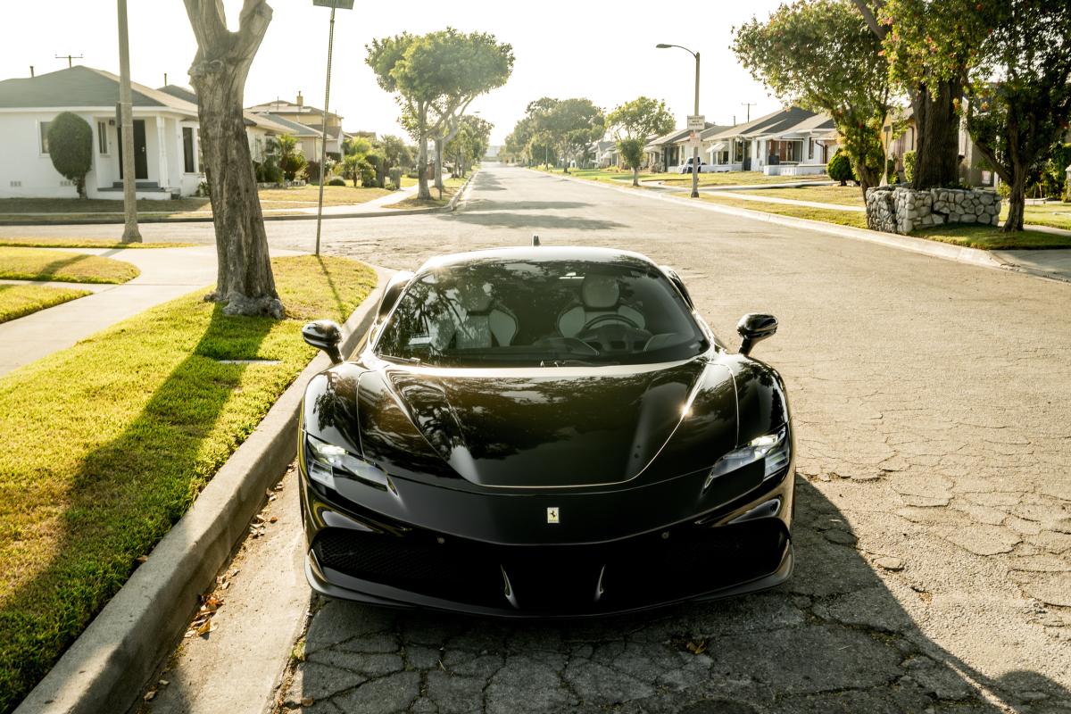 Ferrari SF90 Stradale Thumbnail 5